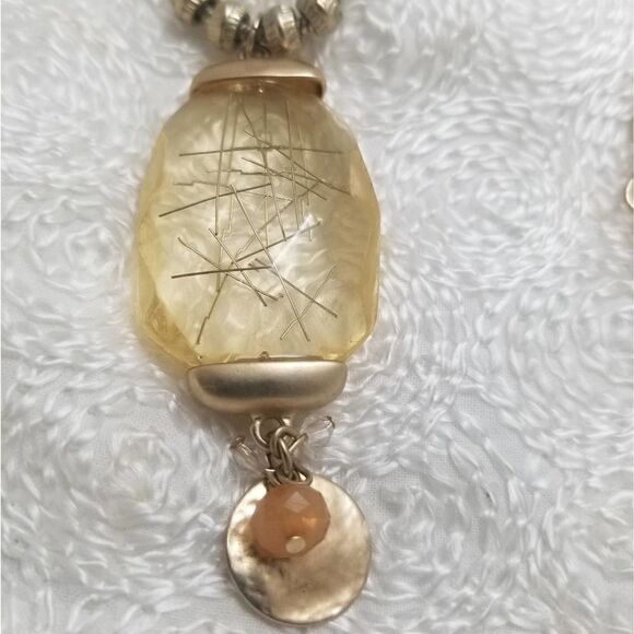 Kohl's Gold Crackled Pendant Dangle Disc Necklace - Picture 3 of 5